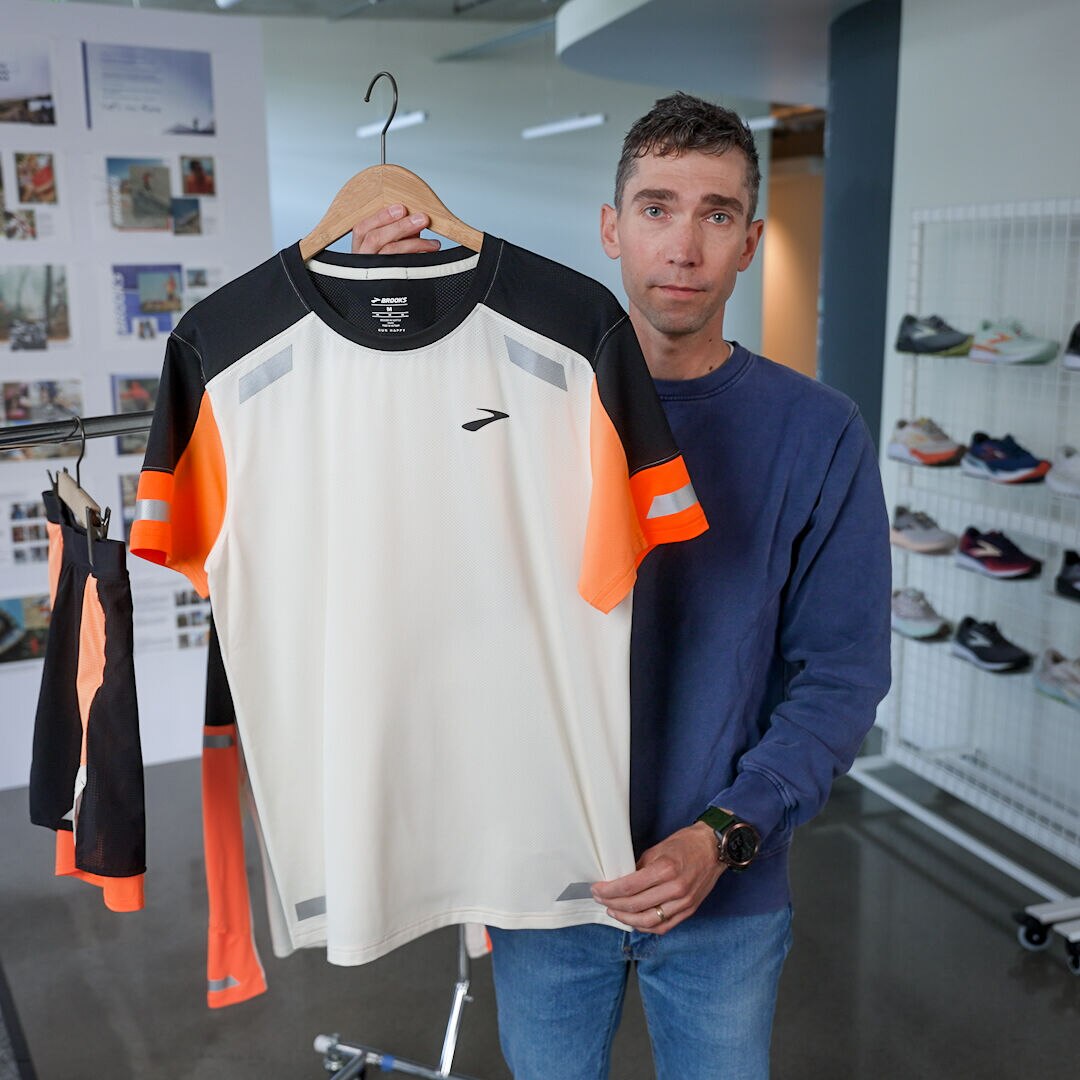 Brook Mサイズ　Tシャツ Men's Run Visible Short Sleeve 2.0 | Men's Running Top